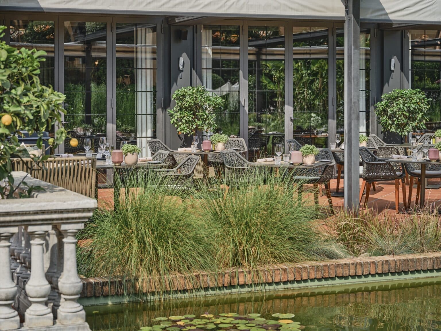 HS_GA_Restaurant Terrace_RGB_Low_GBA_GUPF_02_hr