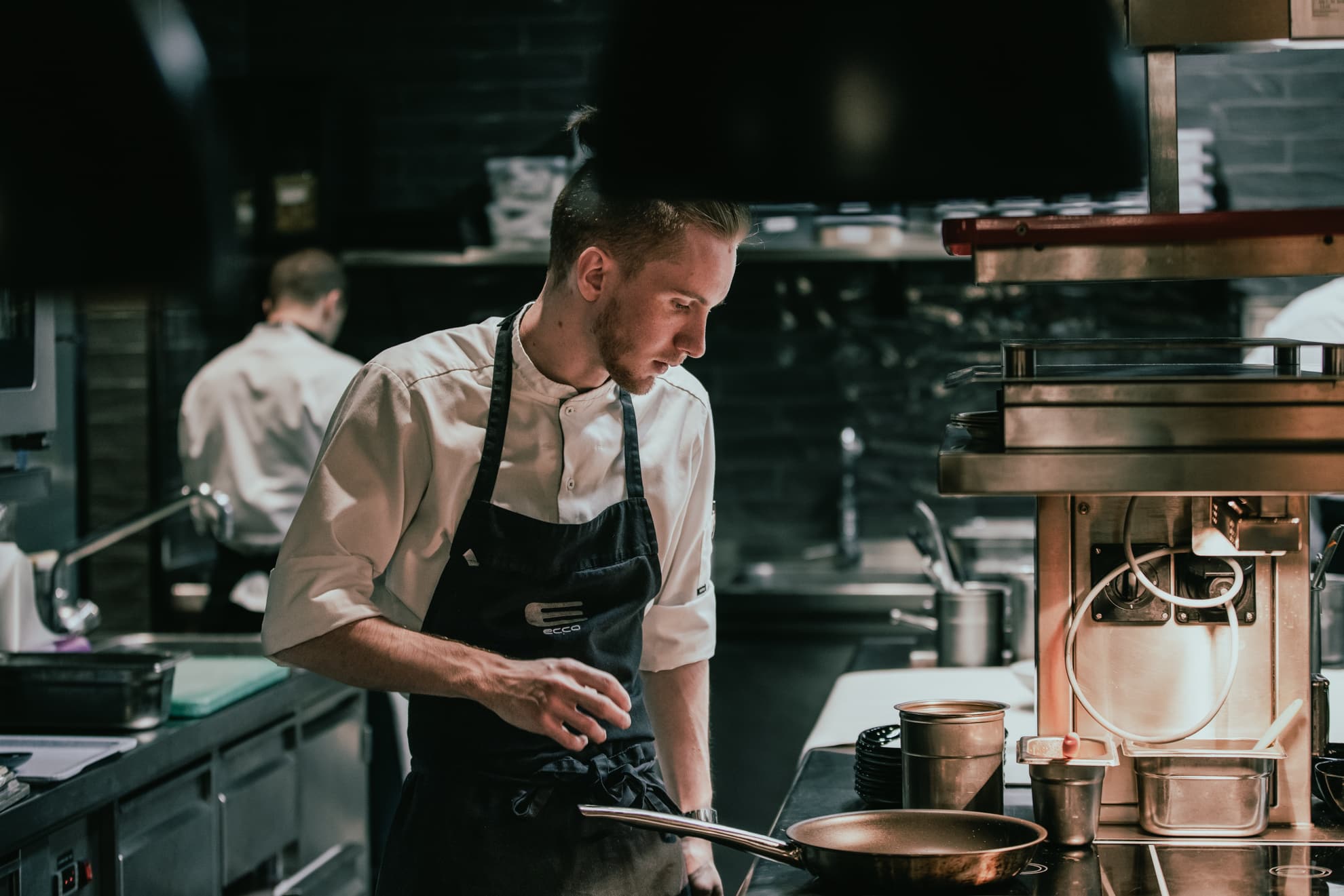 Work@Giardino | Giardino Talents | Karriere Hotellerie Schweiz 8 EC_GA_At work_RGB_High_MAVA_12_BisGG-GD-Filter_Low