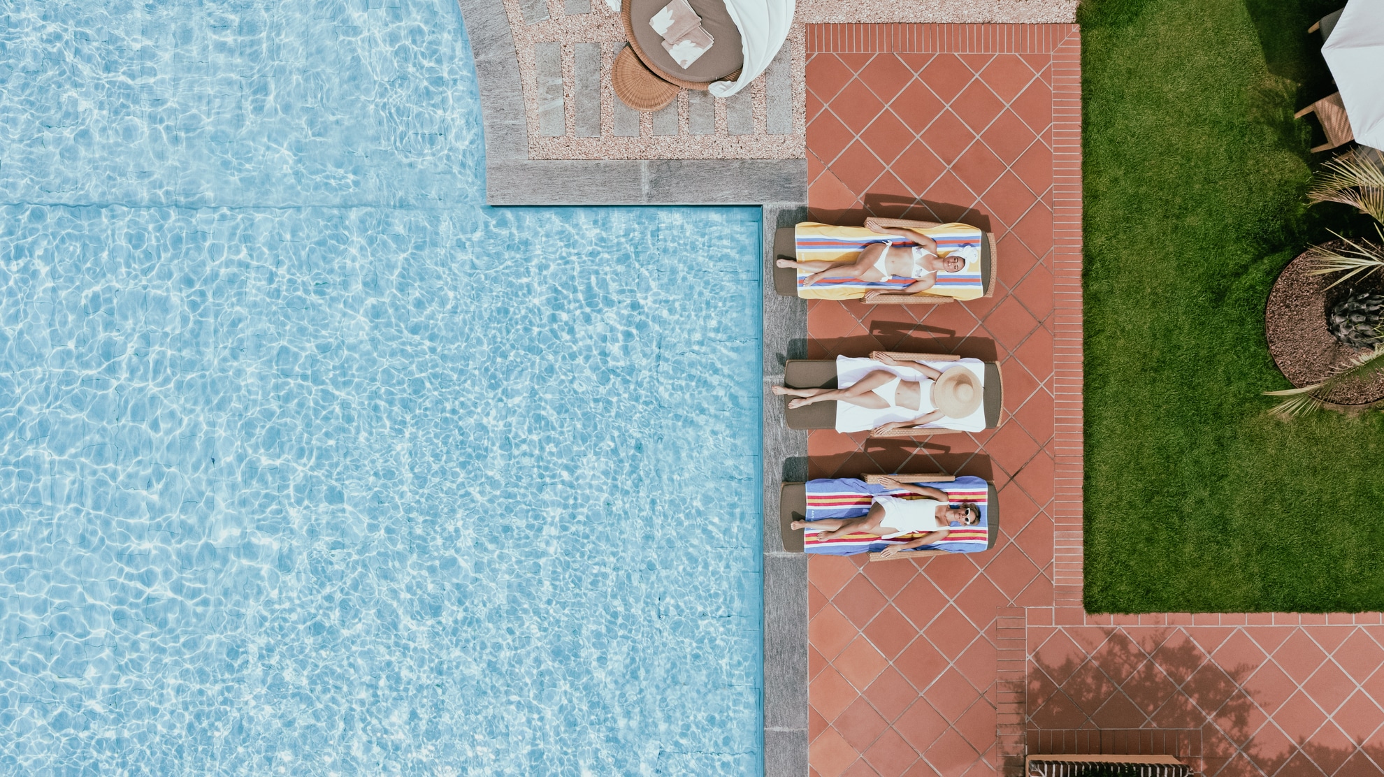 GA_Pool Models_RGB_High_ANI_01_BisGG-GD-Filter_Low