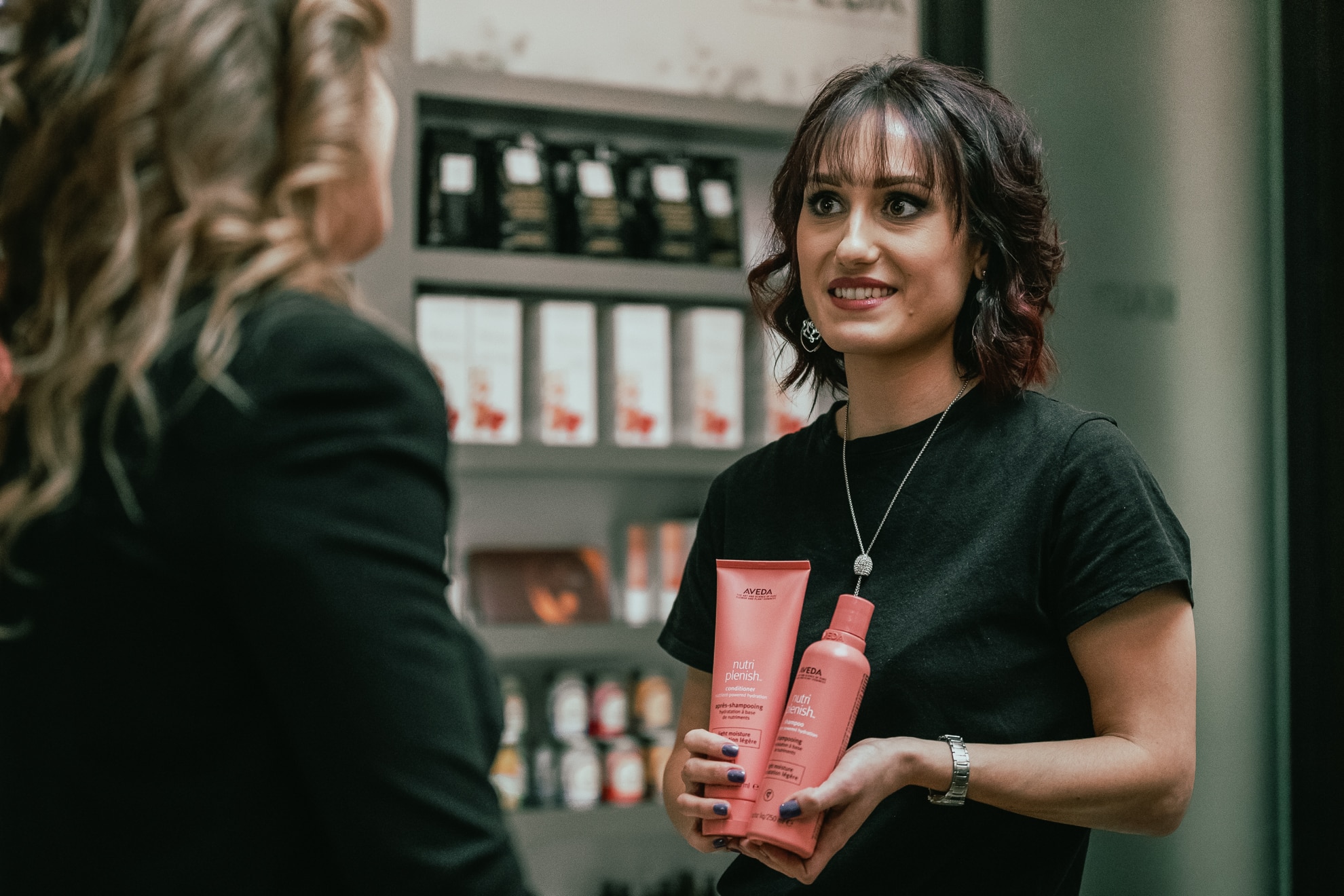 Work@Giardino | Giardino Talents | Karriere Hotellerie Schweiz 13 GA_Stefania Bondolfi_Hairstylist_RGB_High_MAVA_03_BisGG-GD-Filter_Low