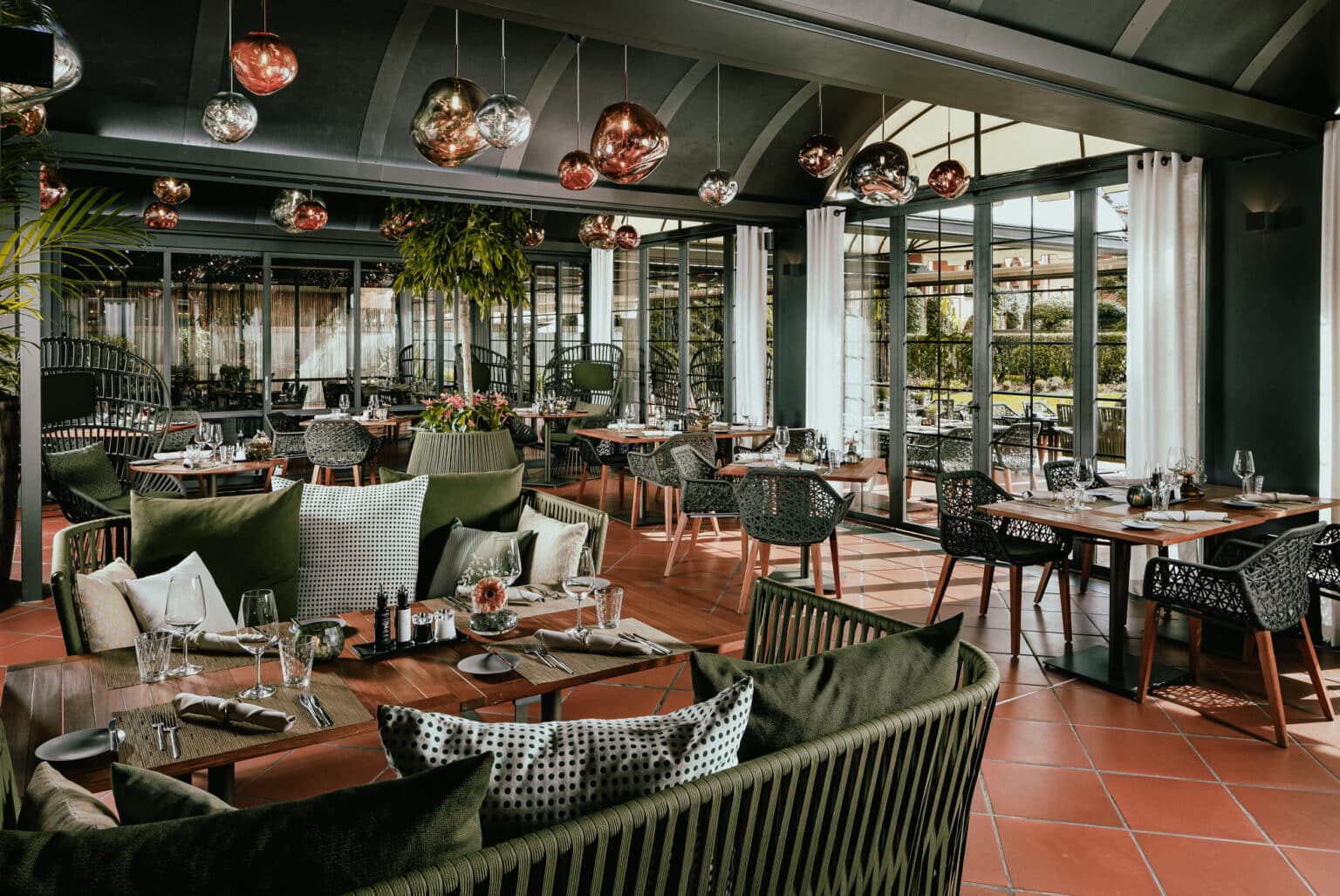 HS_GA_Restaurant_RGB_High_JEVI_01-GD-Filter