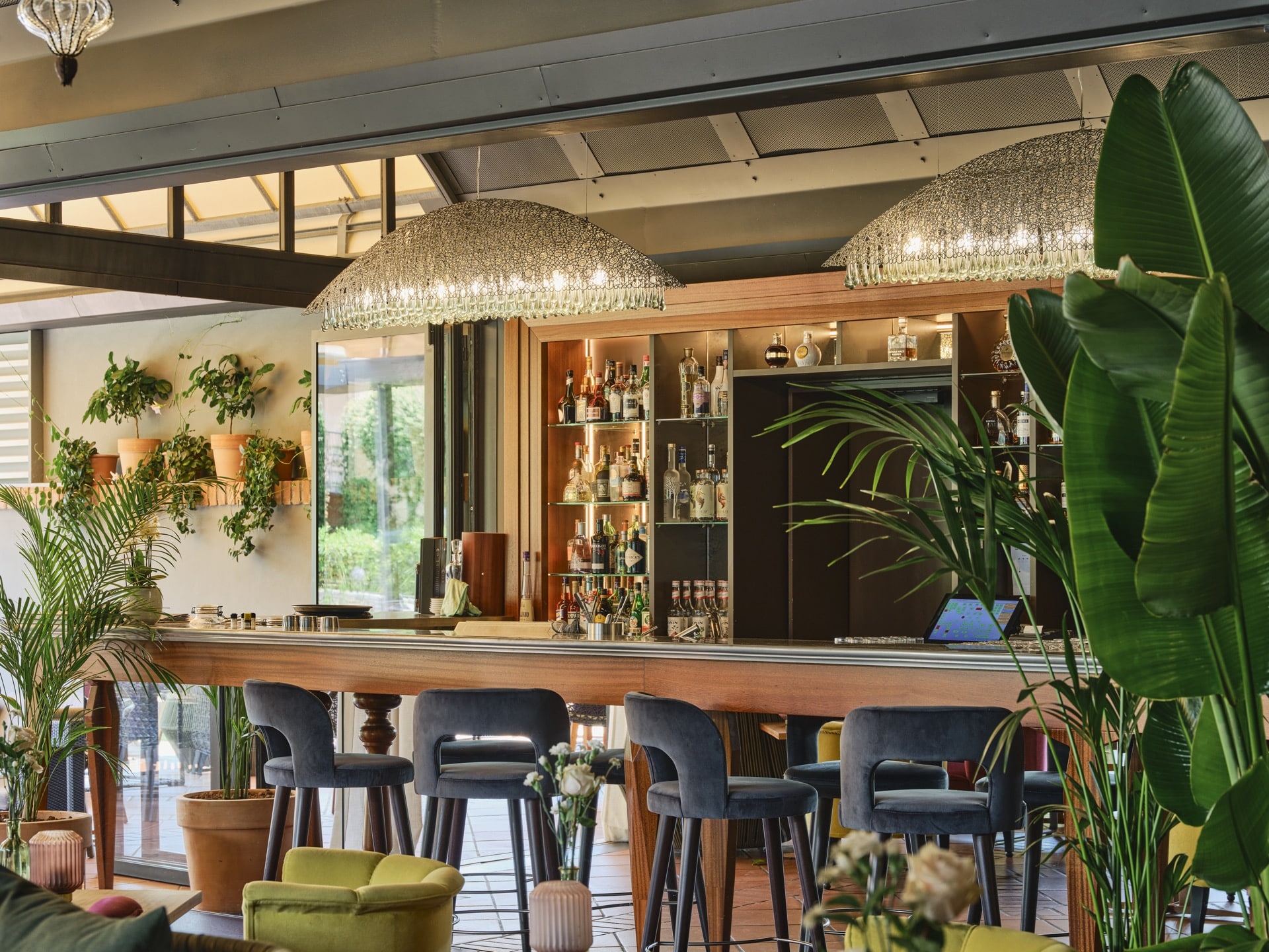 Restaurants Ascona | Giardino Ascona | 5 Sterne Hotel 13 GA_Bar Lounge Indoor_RGB_Low_GUPF_10_h