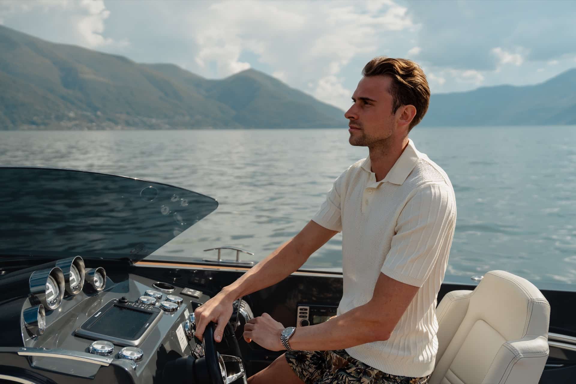 Angebote 5 GA_Motoryacht Models_RGB_Low_DTS_09