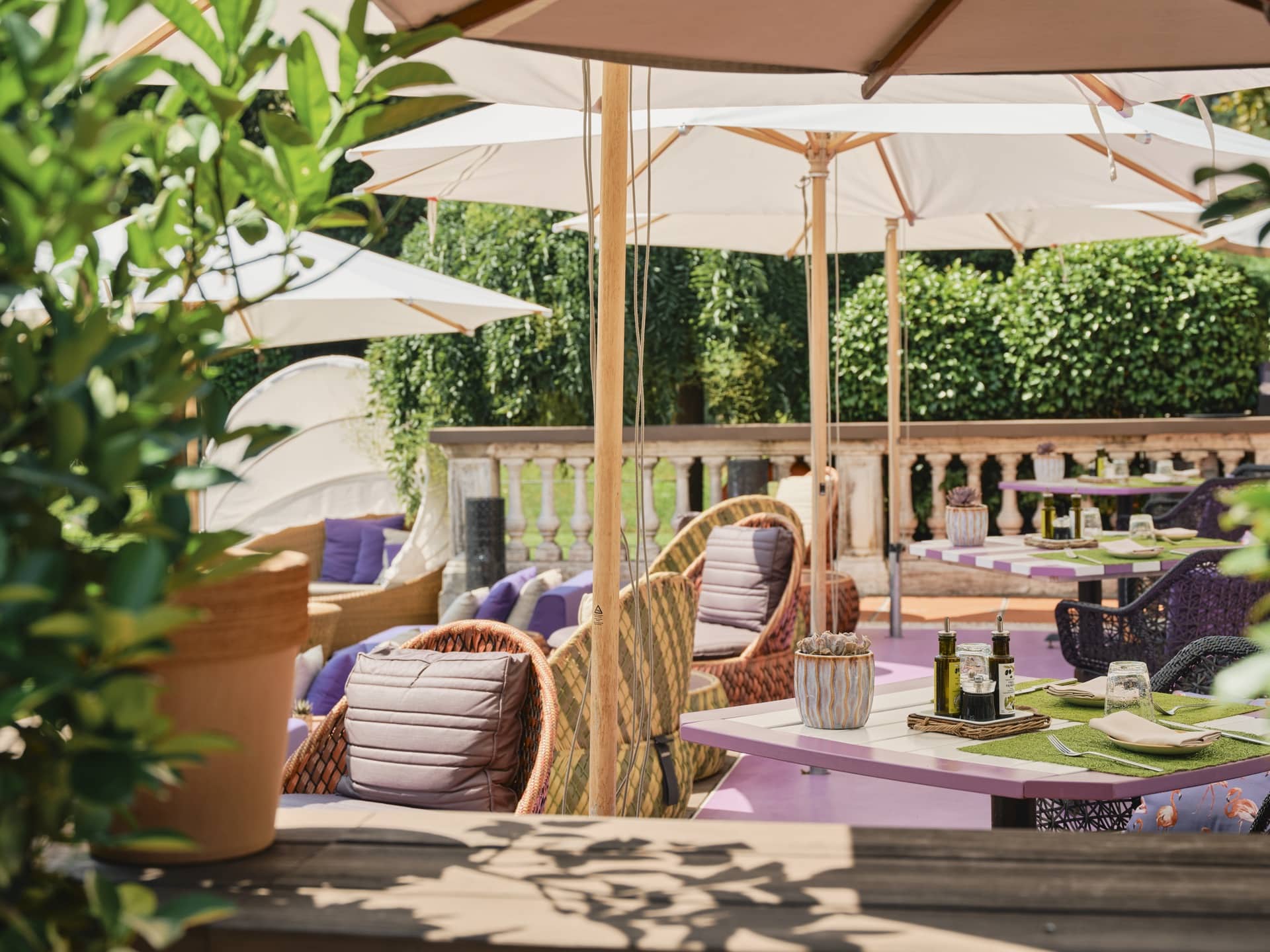 Gut zu wissen | Hotel Giardino Ascona | 5 Sterne Hotel 6 GA_Pool Side_RGB_Low_GUPF_03_h