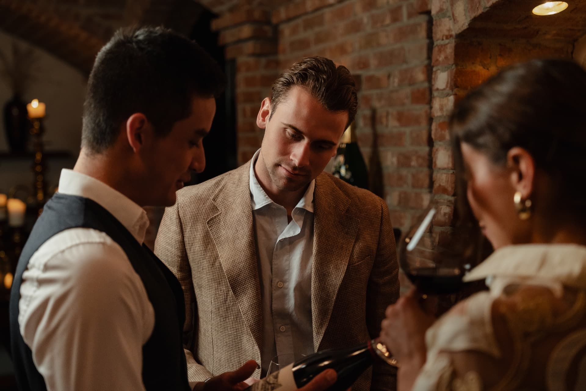 GA_Wine Models_RGB_Low_DTS_01