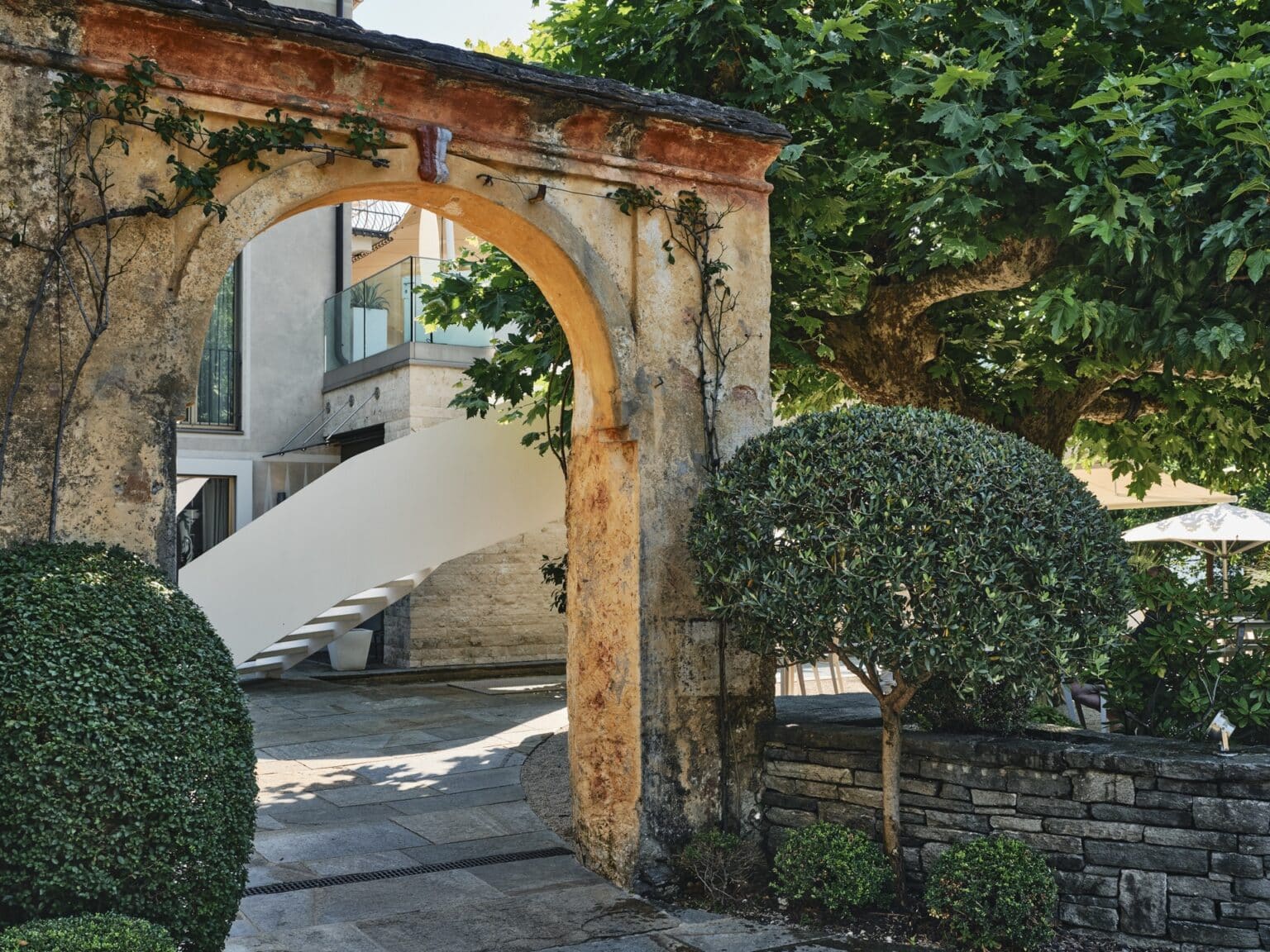 Hotels Schweiz | Giardino Hotels | 5 Sterne Hotels 6 GL_Building_RGB_Low_GUPF_04