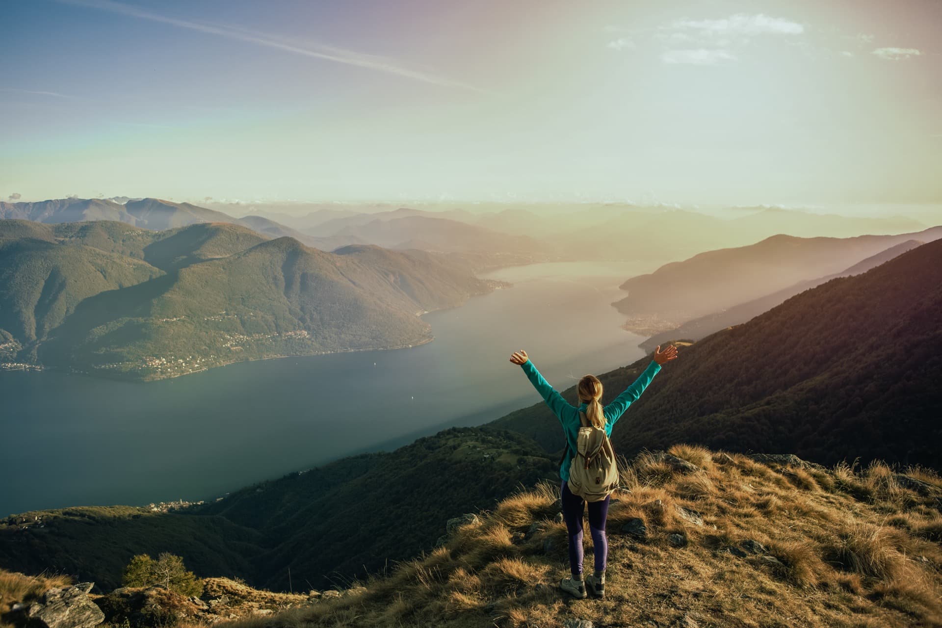 Erlebnisse 5 Hiking_iStock-637189976_Bis-GD-Filter