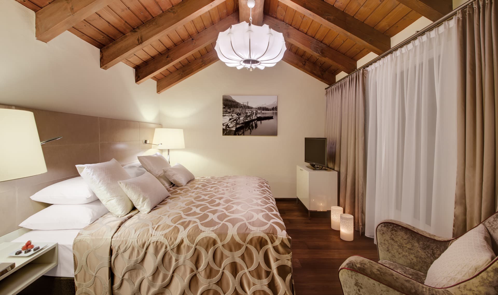 FAQ 6 GM_Alpin Suite_RGB_Low_HAB_01