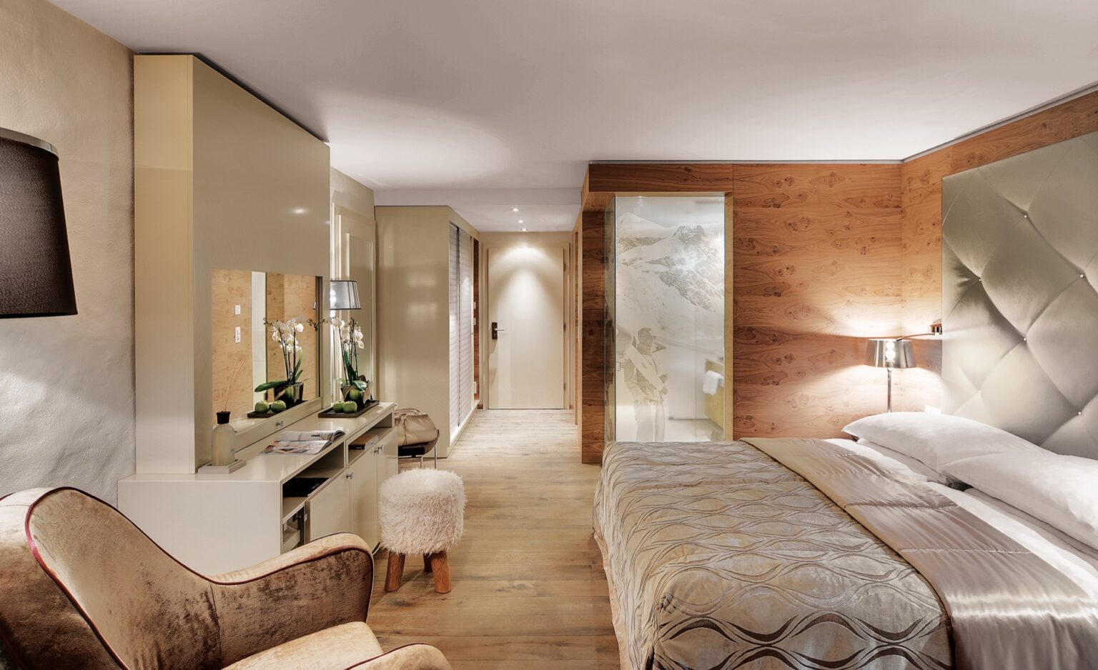 GM_Double Room_RGB_Low_HAB_01