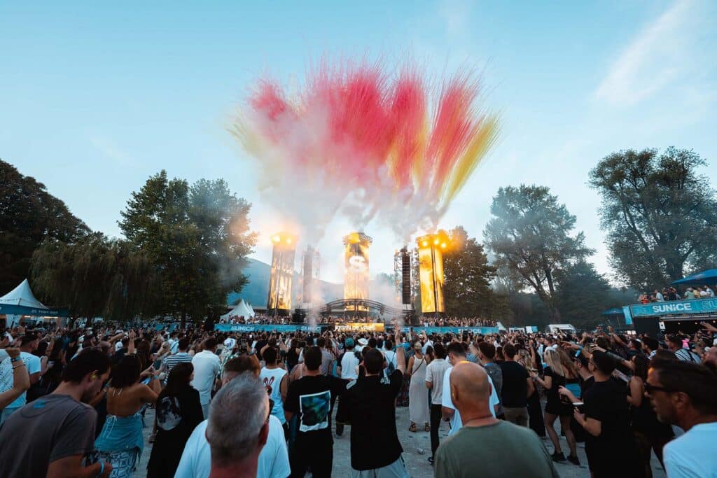 68d284dee16b35b5d64429bc 20250920 mister lessi.photography AFA02574