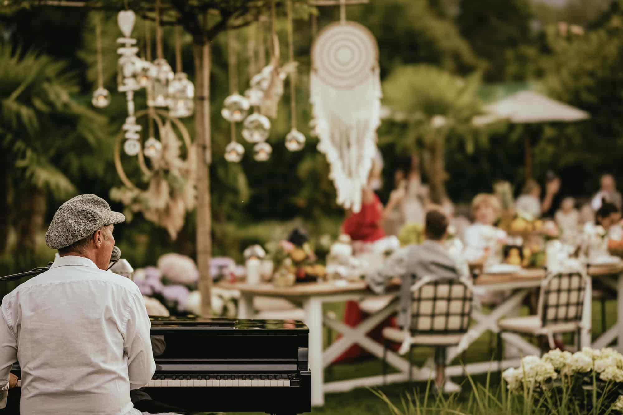 Anlässe im Giardino Ascona 17 GA_Tavolata Event Models_RGB_Low_ANI_18-GD-Filter