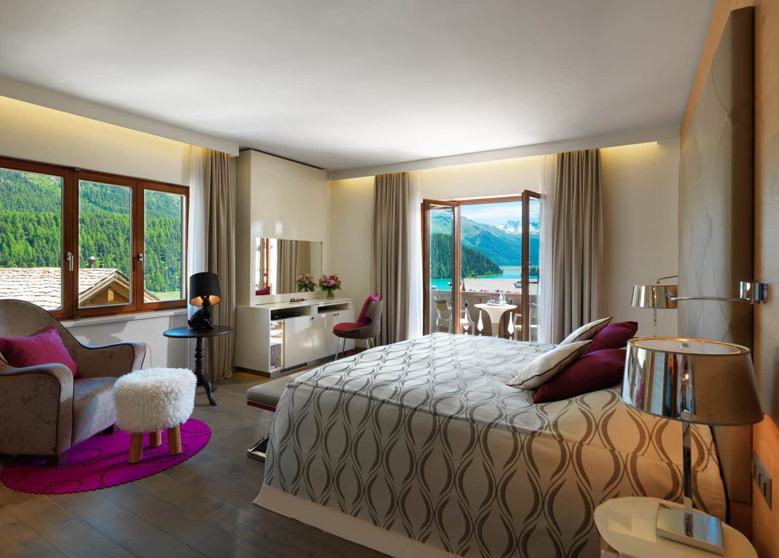 Mountain-Suite 4 GM_Double Room_RGB_Low_GMA_01