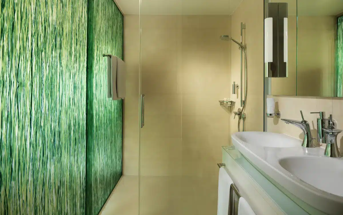 Room and suite 20 GL_Double Room_RGB_Low_GMA_06