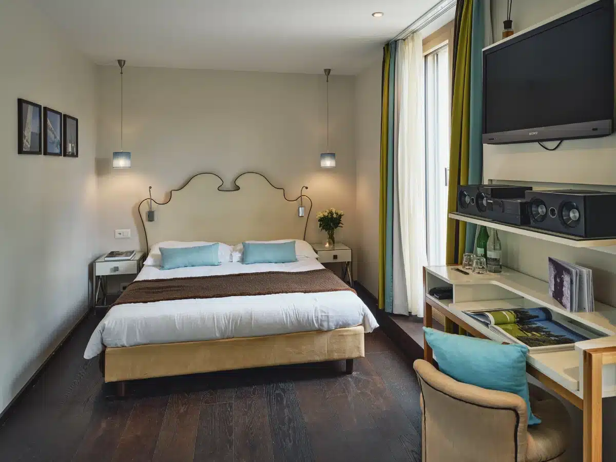 Room and suite 18 GL_Double Room_RGB_Low_GUPF_06